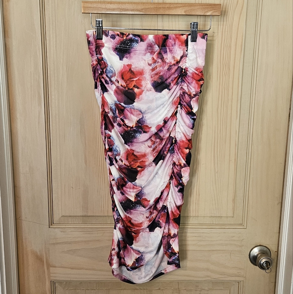 Bebe Multicolor Floral Print Fabric